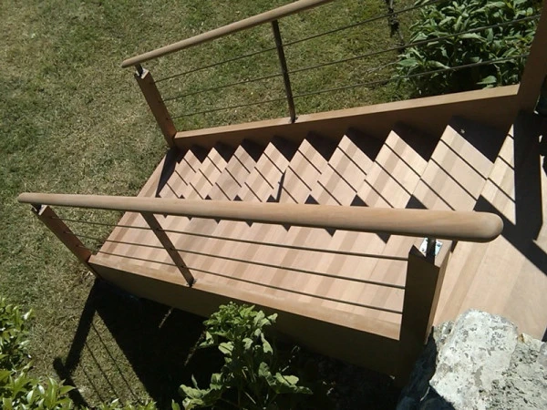 Escalier bois  Clisson